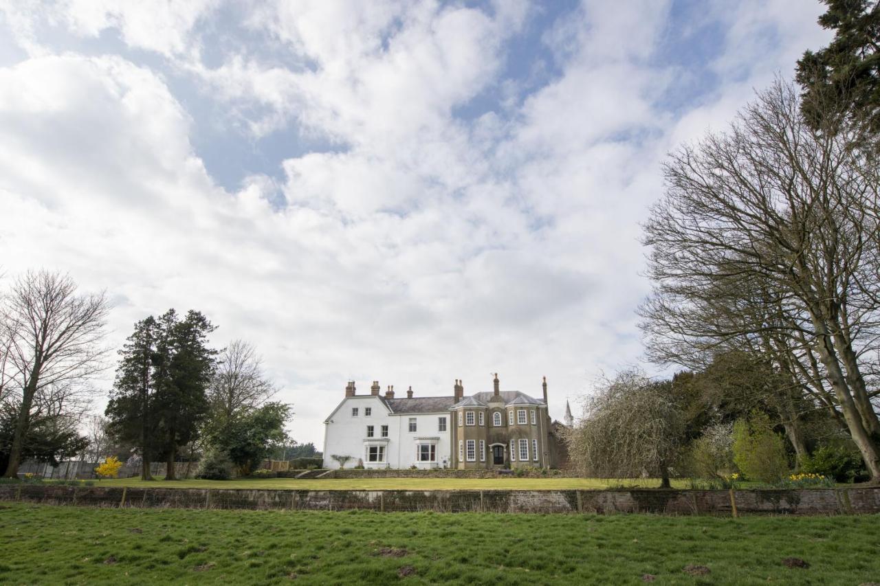 Upper Helmsley Hall York Ngoại thất bức ảnh